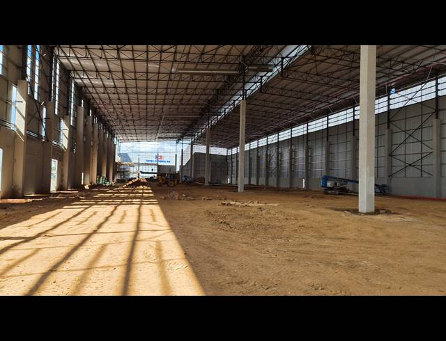 7,282M² WAREHOUSE TO LET IN JET PARK